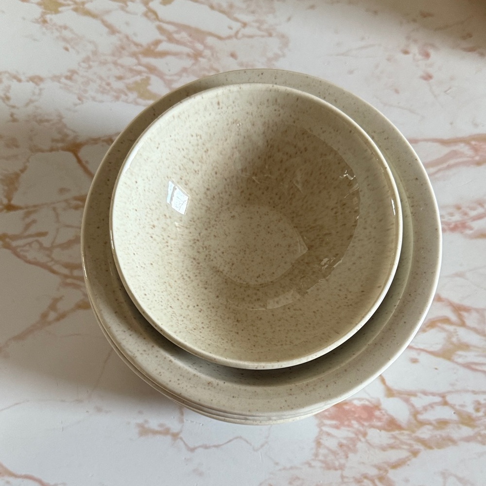 Set of Speckled Ceramic Bowls